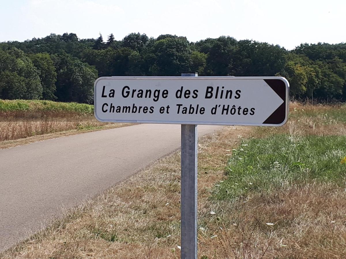 La Grange Des Blins Hotel Jouy  Bagian luar foto